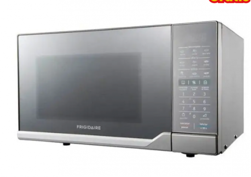 Microondas Frigidaire de 1.1 PC / 900 watts